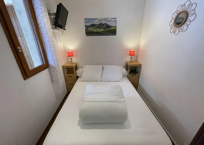 T2 Avec Balcon Au Coeur De La Station, Proche Pistes Et Commerces - Fr-1-787-91