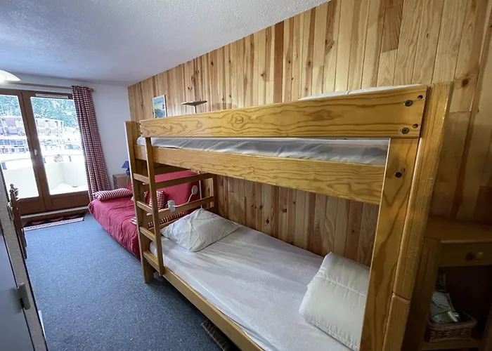 T2 Avec Balcon Au Coeur De La Station, Proche Pistes Et Commerces - Fr-1-787-91 Apartment *